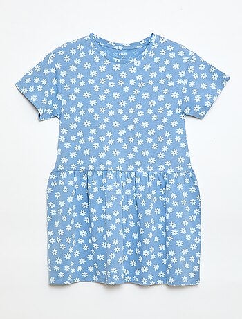 Vestido de mangas curtas com padrão