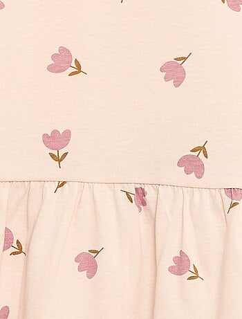 Vestido de mangas curtas com padrão