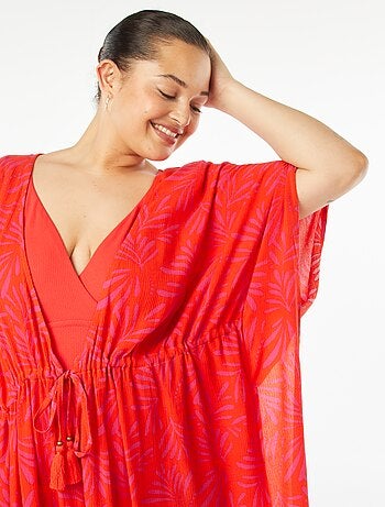 Vestido de praia aberto e estampado