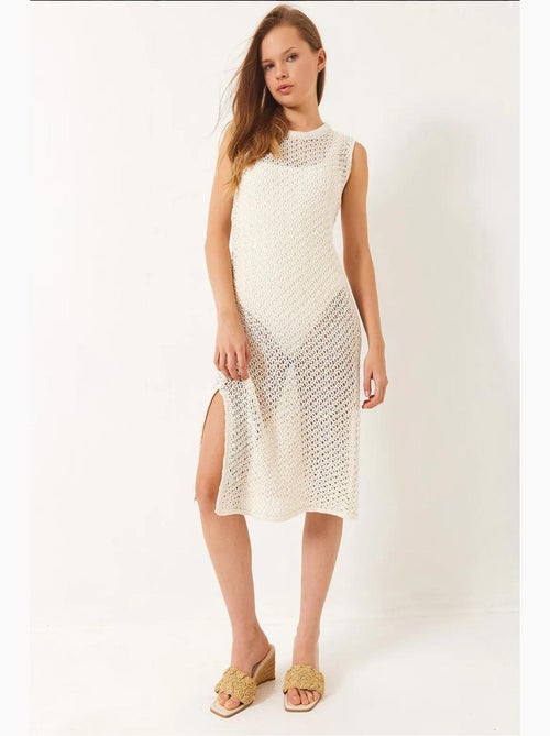 Vestido de praia com decote redondo e racha vazada lucci - Kiabi Vestido de praia com decote redondo e racha vazada lucci - Kiabi