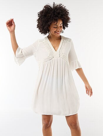 Vestido de praia em malha crepe e macramé