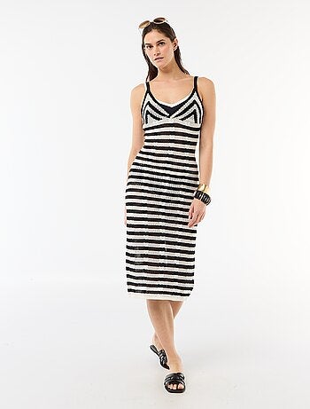 Vestido de Praia Longo em Malha Crochê