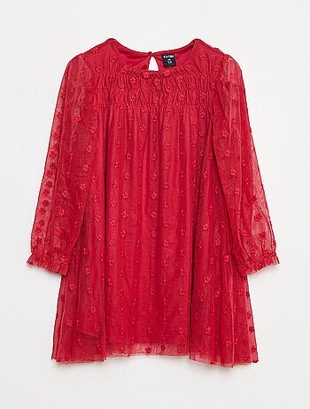 Vestido de tule com bordados de flores