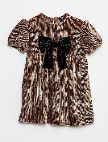 Vestido de veludo cotelê com laço fantasia