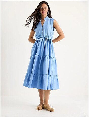 Vestido de verão em modal às riscas, com cintura elástica, decote em v e folhos lucci