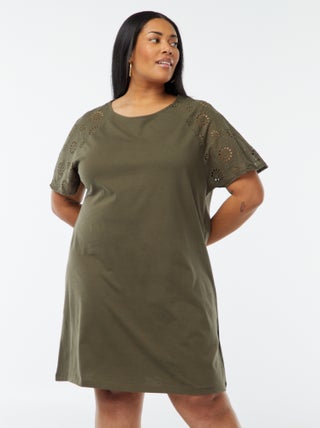 Vestido em algodão com bordados