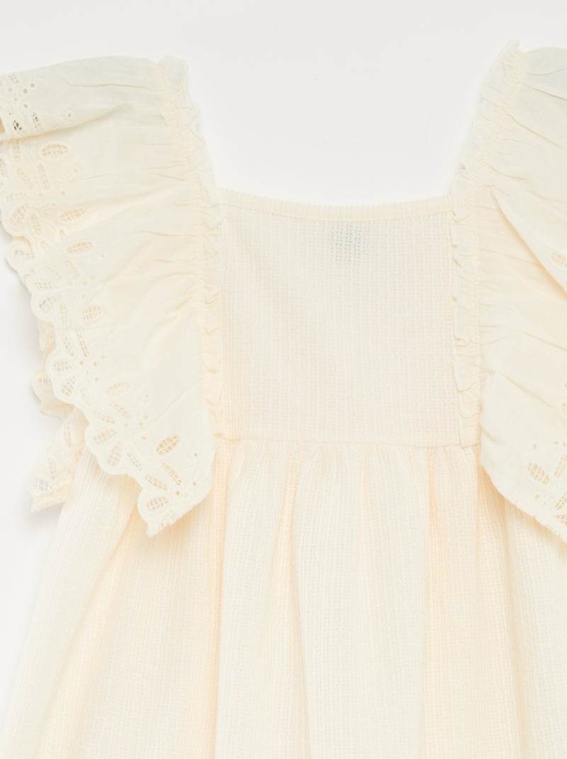 Vestido em malha de fantasia com folhos BRANCO - Kiabi