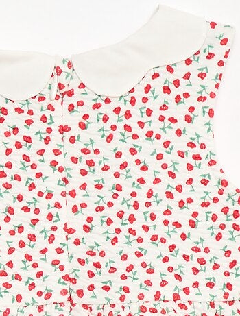 Vestido em malha amassada com gola em popelina