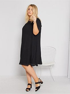 Vestido em renda com pregas - Kiabi