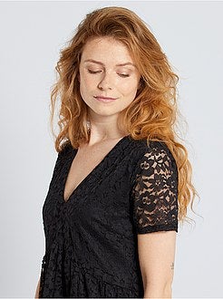 Vestido em renda recortada - Kiabi