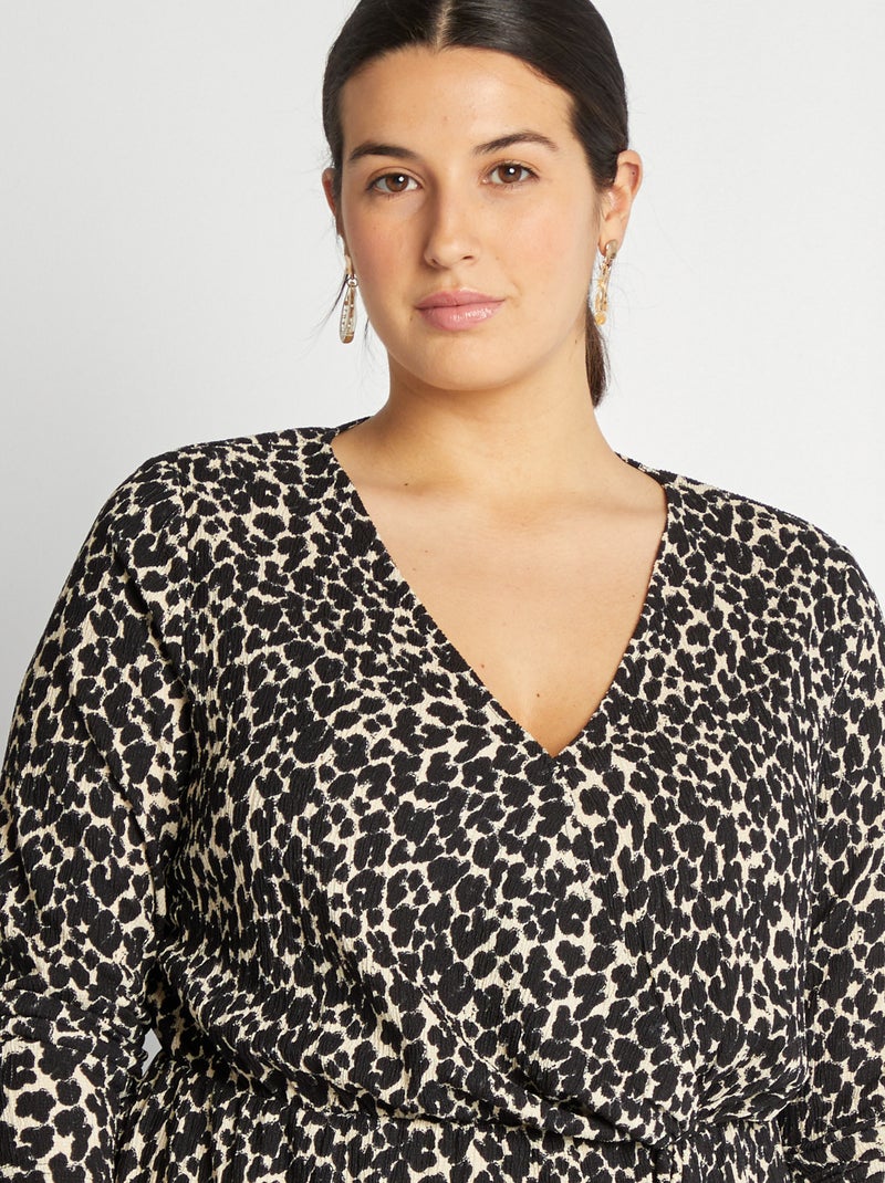 Vestido em tecido crepe com padrão BEGE - Kiabi