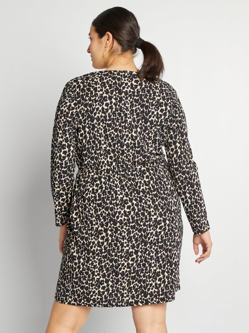 Vestido em tecido crepe com padrão BEGE - Kiabi