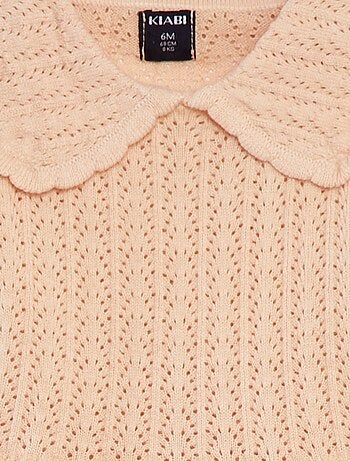 Vestido em tricô com gola claudine