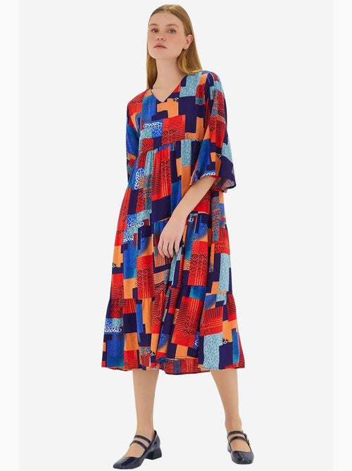 Vestido em viscose com estampado azul royal vermelho e manga curta bdart - Kiabi Vestido em viscose com estampado azul royal vermelho e manga curta bdart - Kiabi