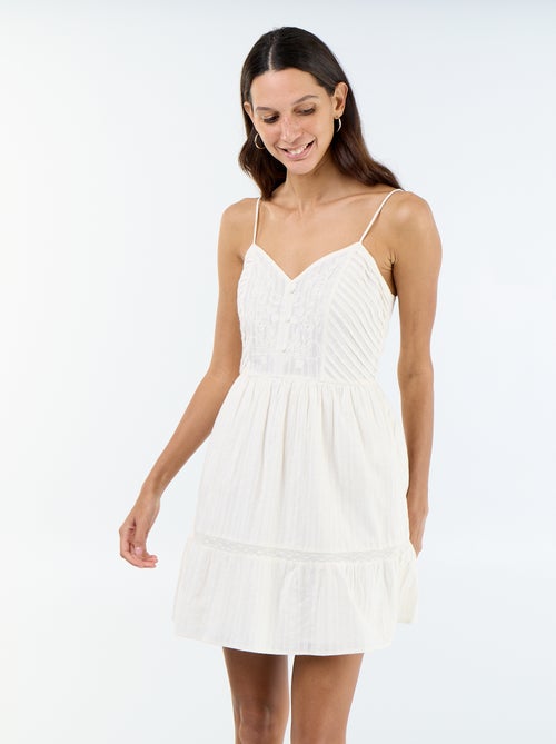 Vestido evasê com alças - Kiabi