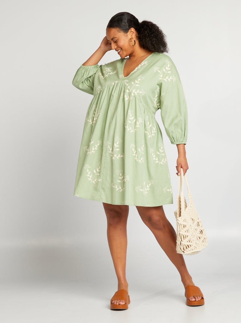 Vestido evasé com bordados VERDE - Kiabi