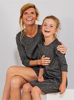 Vestido evasé em lurex - Kiabi