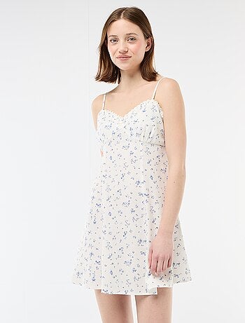 Vestido florido em linho misto