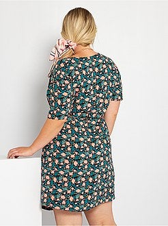 Vestido fluido com cinto - Kiabi