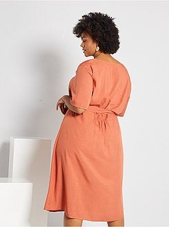 Vestido fluido com cinto - Kiabi