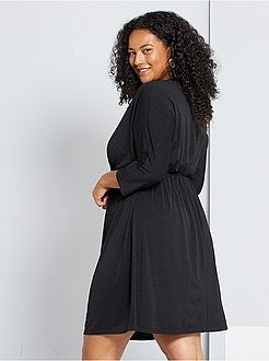 Vestido fluido com decote cruzado - Kiabi