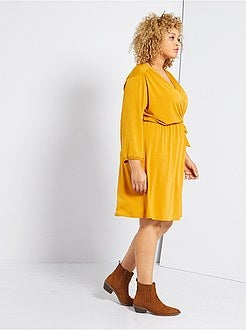 Vestido fluido com efeito cruzado - Kiabi