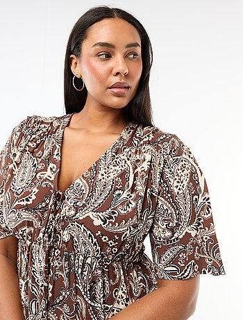 Vestido fluido com estampado fantasia
