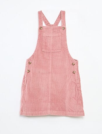 Vestido jardineira com bolso em veludo cotelê