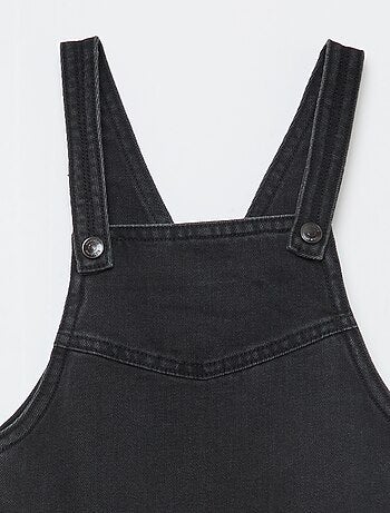 Vestido Jardineira Curto em Ganga