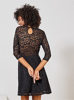 Vestido largo de renda - Kiabi