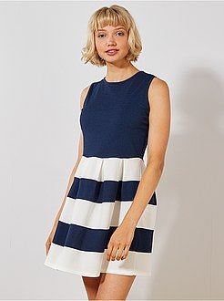 Vestido largo em malha elástica às riscas - Kiabi