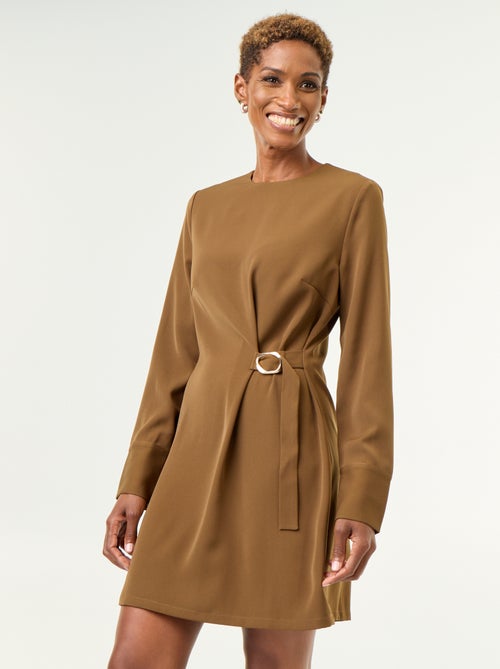 Vestido liso com detalhes dourados - Kiabi