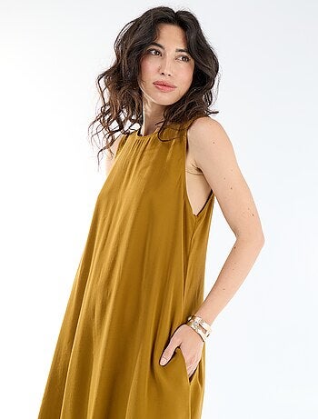 Vestido longo de corte amplo