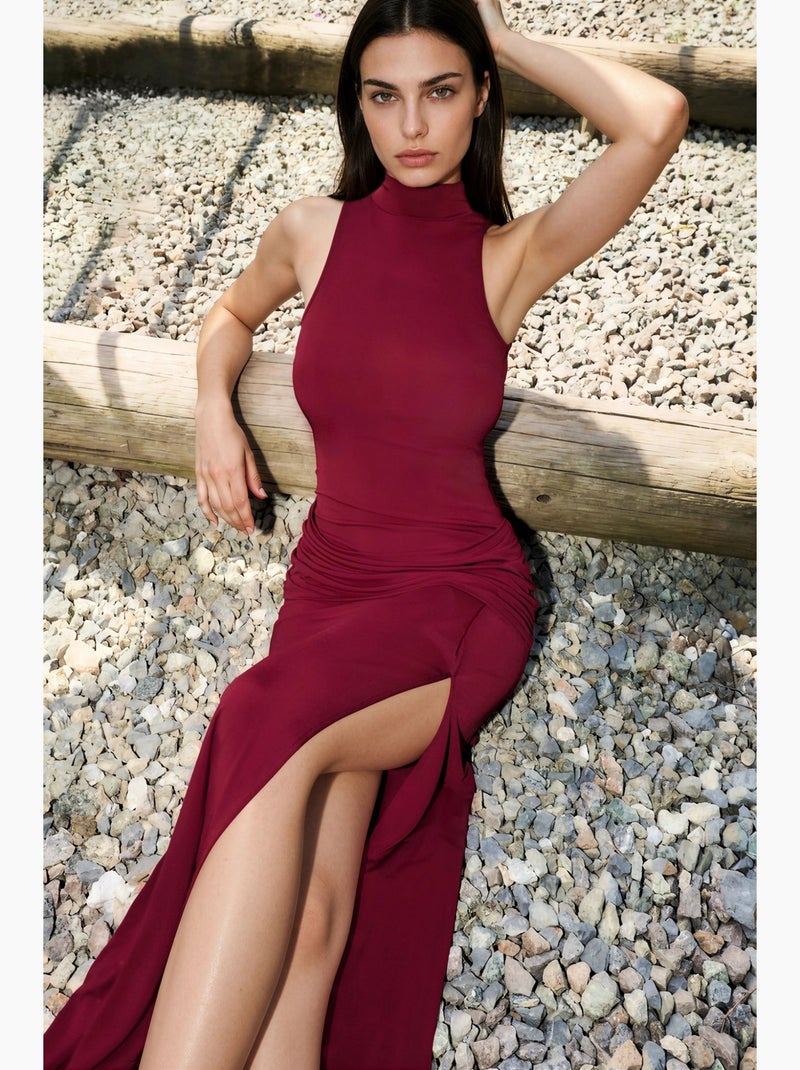Vestido longo de gola alta com fenda hiccup Vermelho bordô - Kiabi