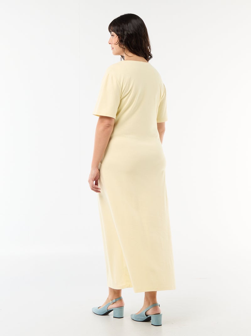 Vestido longo plissado com joia dourada Amarelo - Kiabi