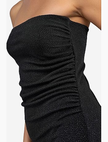 Vestido maxi brilhante com detalhe de racha busem