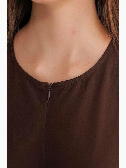 Vestido maxi com colarinho e detalhes de folhos mixray - Kiabi Vestido maxi com colarinho e detalhes de folhos mixray - Kiabi
