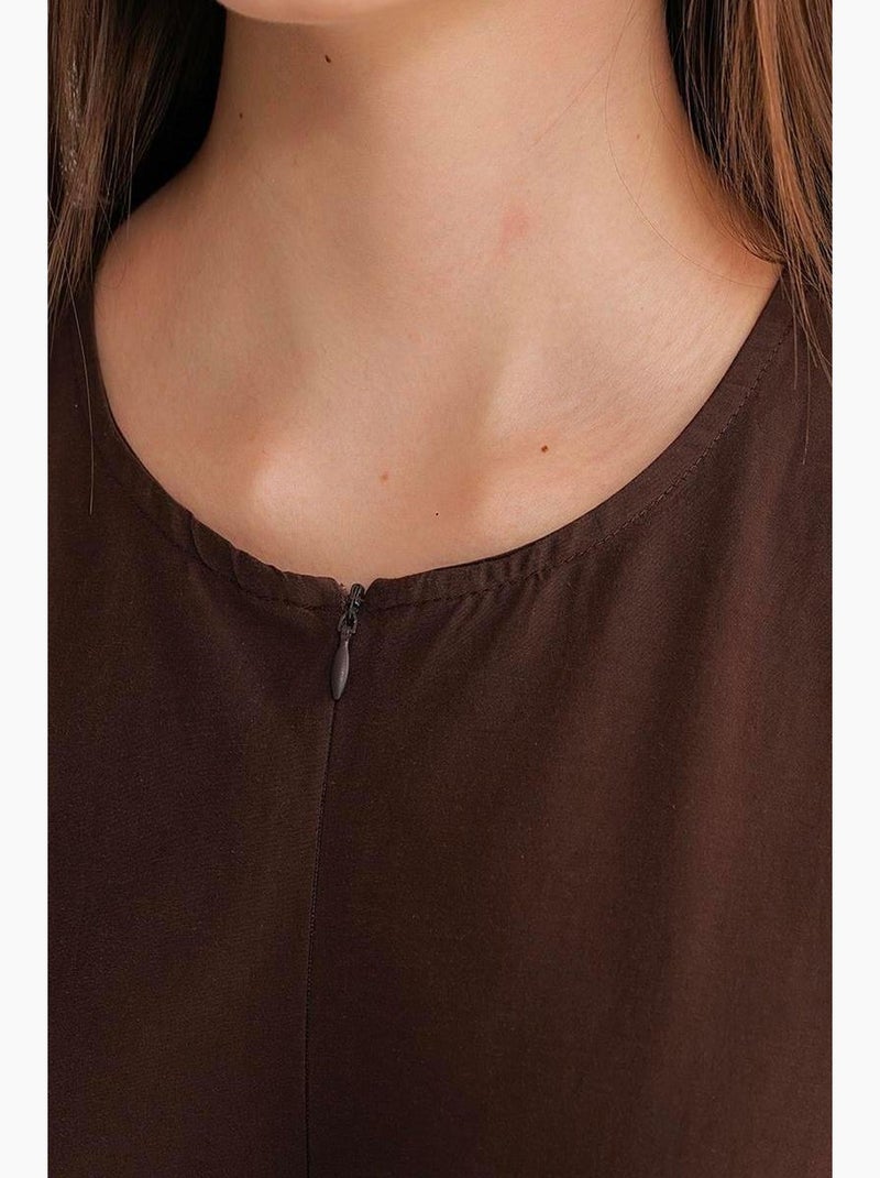 Vestido maxi com colarinho e detalhes de folhos mixray Castanho-escuro - Kiabi