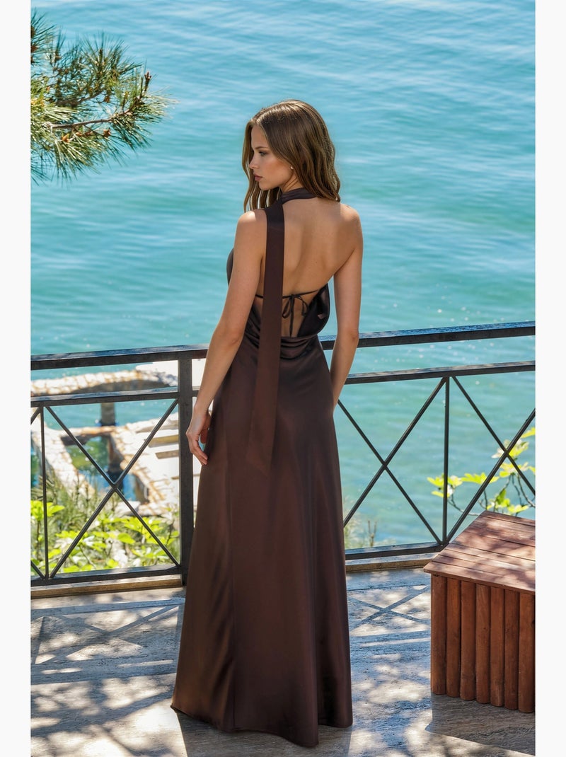 Vestido maxi com decote halter e detalhe de xale hiccup Castanho-escuro - Kiabi