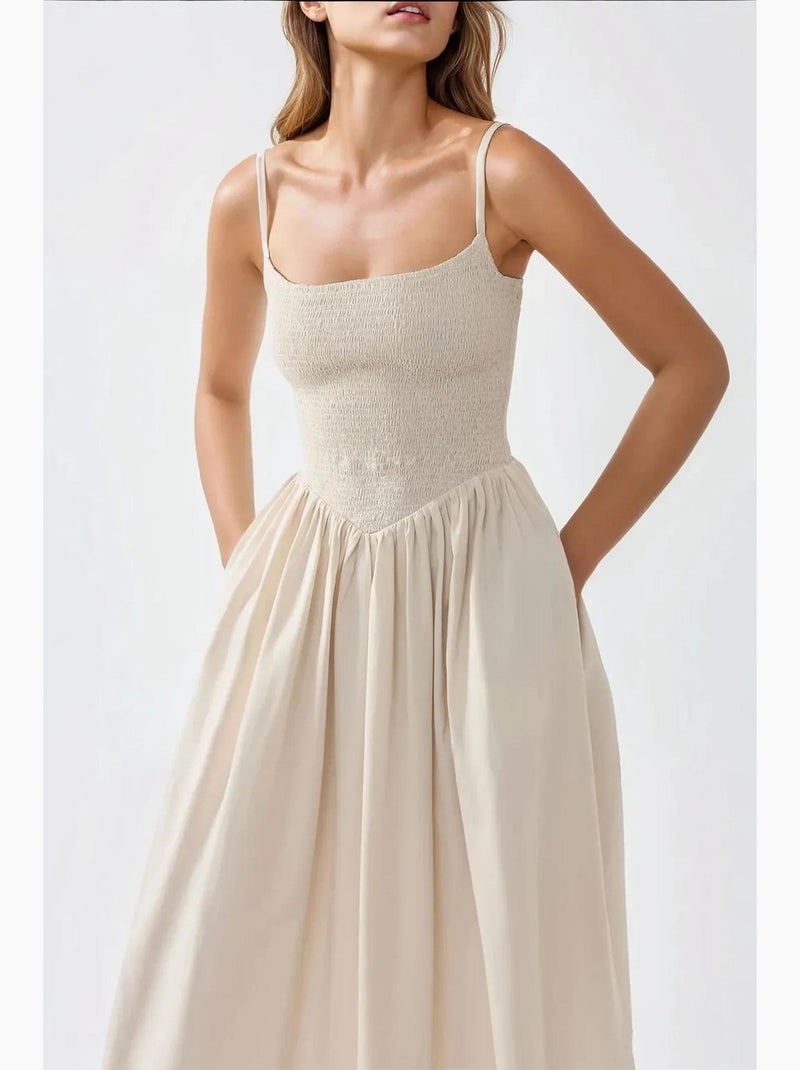 Vestido maxi com decote quadrado e corte em a hiccup Bege - Kiabi