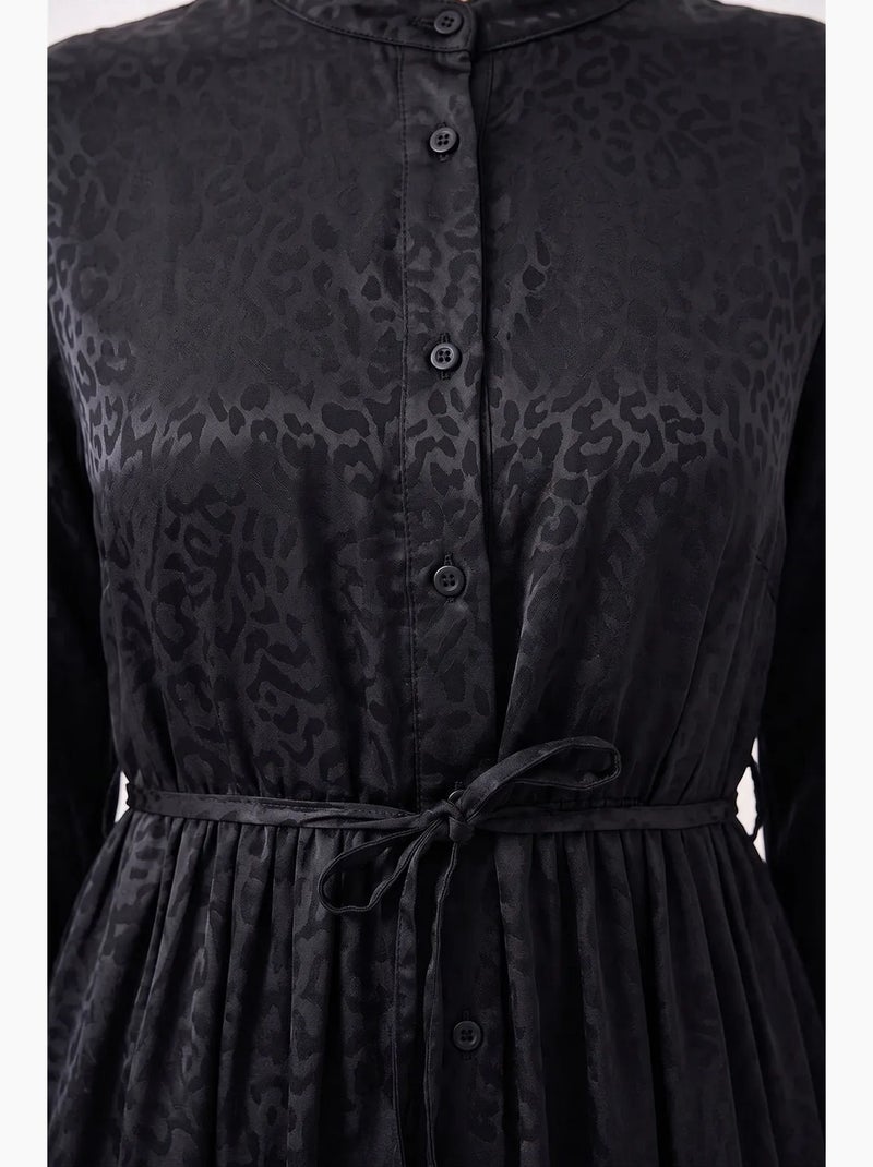 Vestido maxi com decote redondo, botões e faixa na cintura bdart Preto - Kiabi