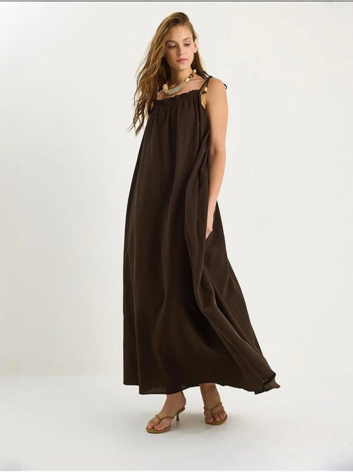 Vestido maxi com detalhe de folho lucci - Kiabi Vestido maxi com detalhe de folho lucci - Kiabi