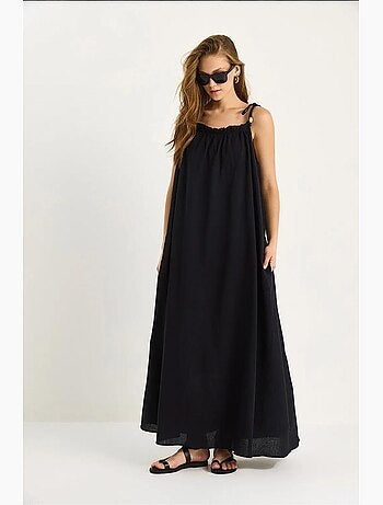 Vestido maxi com detalhe de folho lucci
