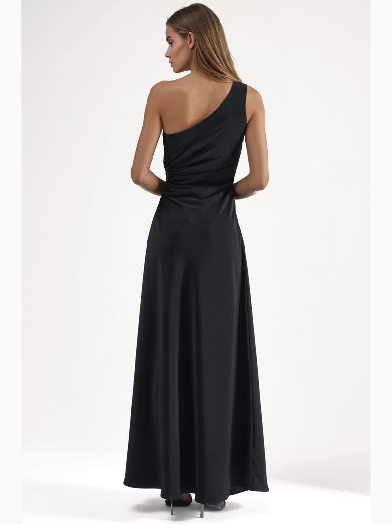 Vestido maxi com gola assimétrica e detalhes recortados hiccup Preto - Kiabi