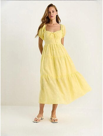 Vestido maxi com gola coração bordada lucci