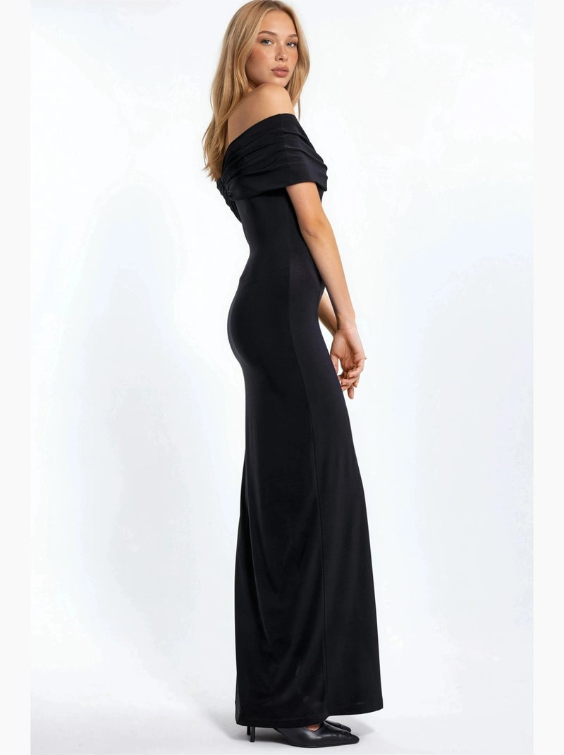 Vestido maxi cor areia com ombros descobertos e detalhe de racha hiccup Preto - Kiabi