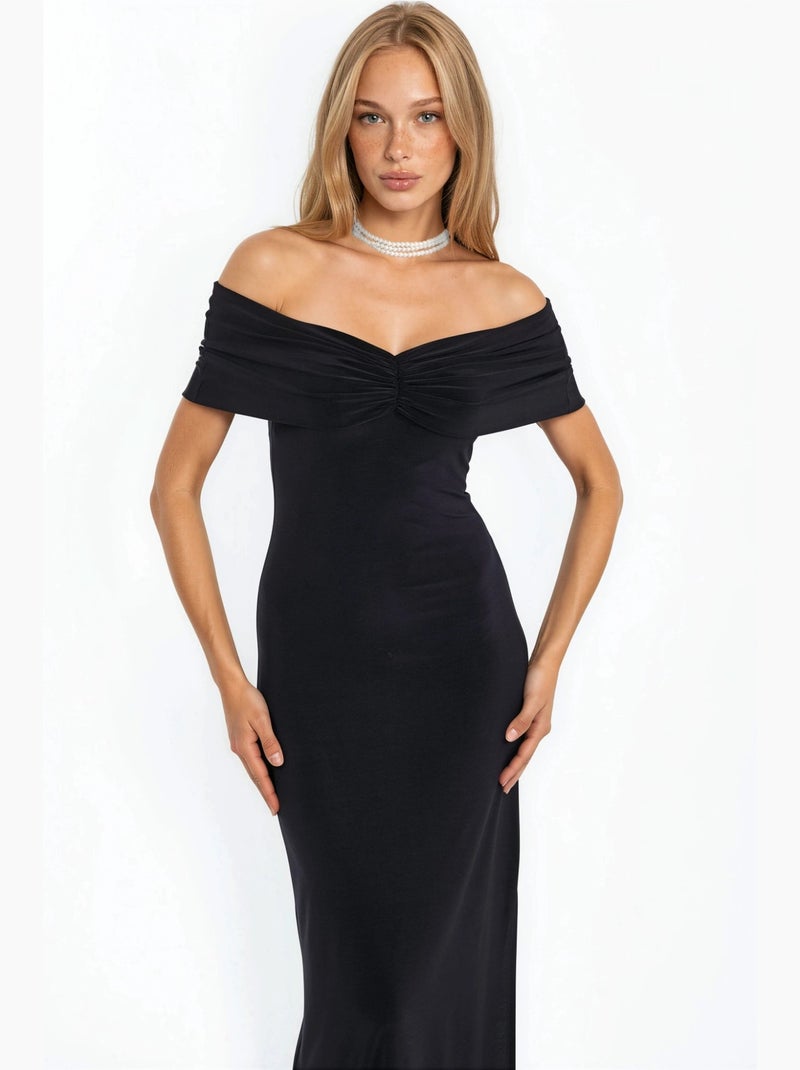 Vestido maxi cor areia com ombros descobertos e detalhe de racha hiccup Preto - Kiabi