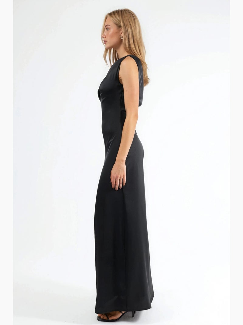 Vestido maxi de cetim bodycon com gola assimétrica hiccup Preto - Kiabi
