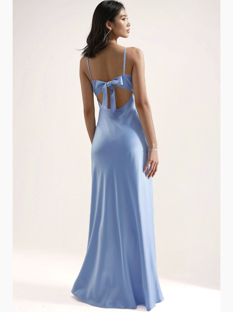 Vestido maxi de cetim com detalhe cut-out e laço à frente hiccup Azul-céu - Kiabi