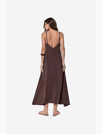 Vestido maxi de cetim sem mangas busem